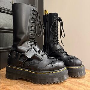 Dr Martens 1914 quad harness leather boots in black
